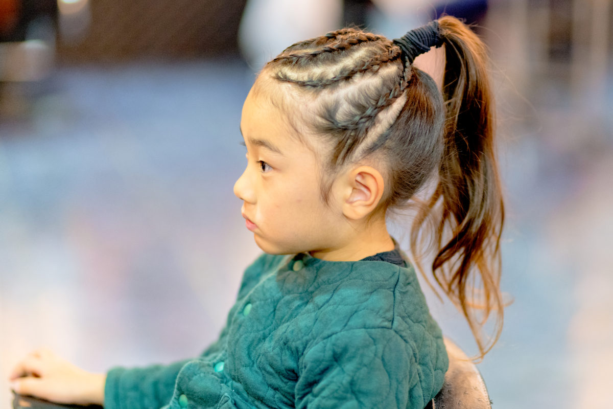 シークレットミラーズで和装に合うヘアースタイルに　七五三の同伴出張写真撮影